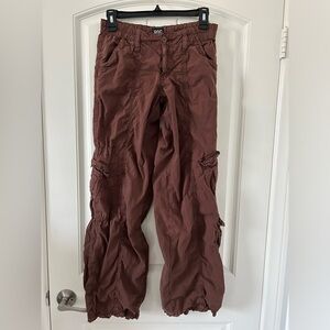 BDG  Urban Outfitters Y2K Low Rise Cargo Straight Leg Pant XS Brown